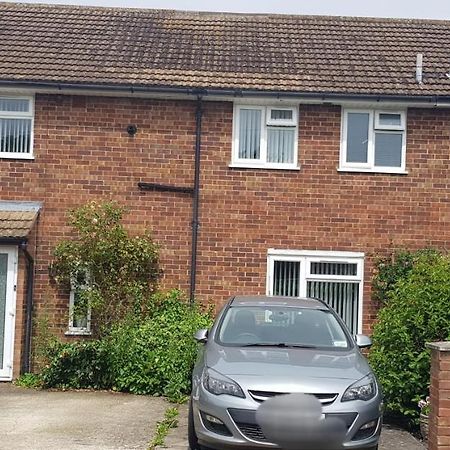 Homely Home Aylesbury  Exterior photo